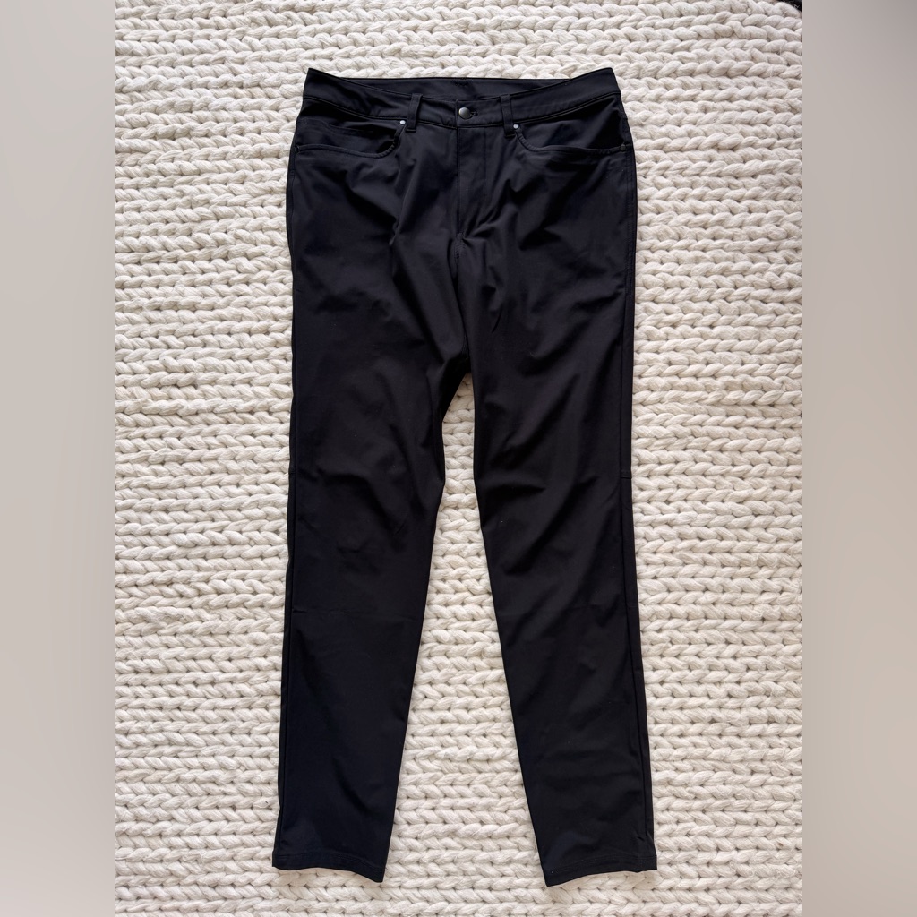 Lululemon Athletica Men's Black Performance Pants